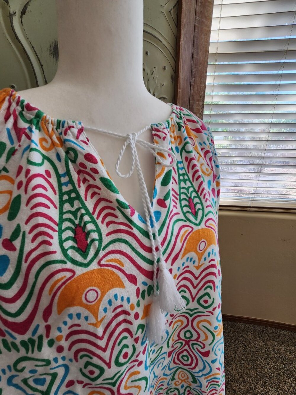 *NWT* Calligraphie Vibrant Linen Blend Top with Tassel Detail | XL - Picture 3 of 7